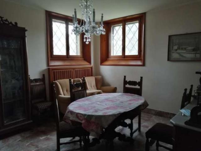 Villa Indipendente in vendita a Pezzolo, Russi