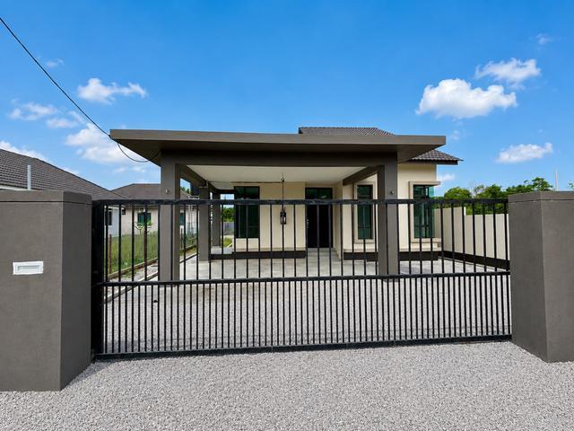 Bungalow for rent in Tanah Merah, Kelantan