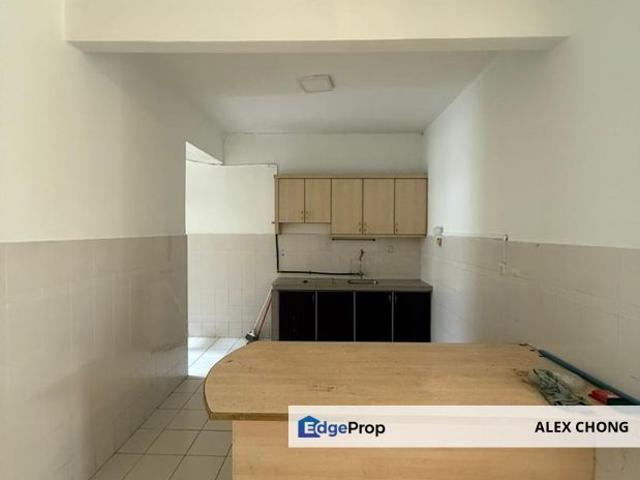 House for sale in Petaling, Damansara Damai