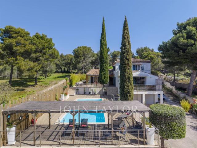Maison vente à Marseille, Cassis