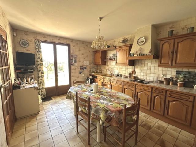 Maison vente à Saintes, Tesson