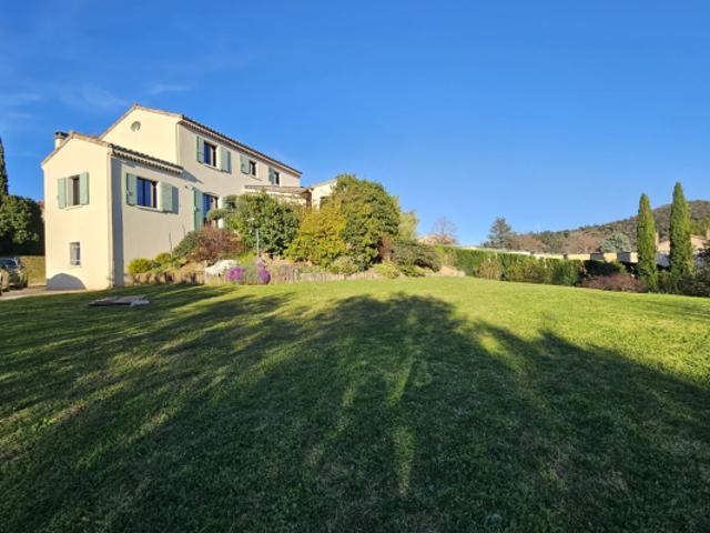 Maison vente à Tournon-sur-Rhône, Saint-georges-les-bains