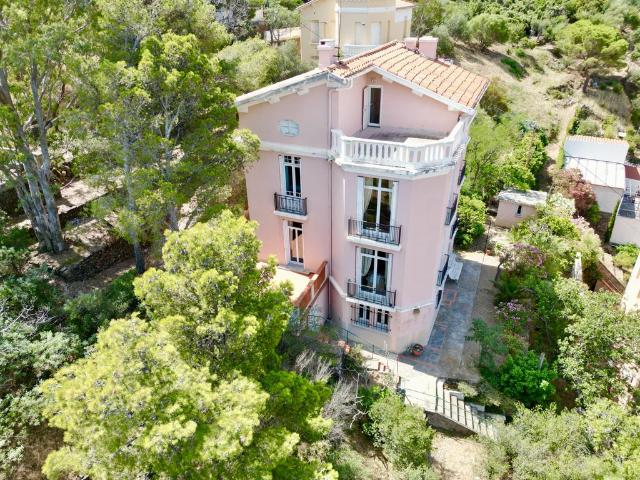 Maison vente à Céret, Cerbère