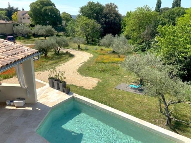 Maison vente à Nîmes, Uzès