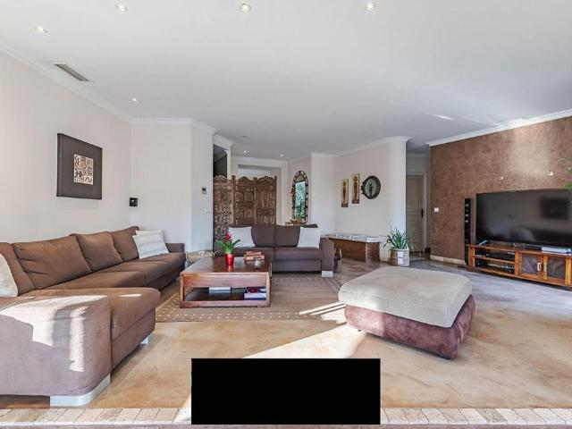 Villa vente à Grasse, Auribeau-sur-siagne