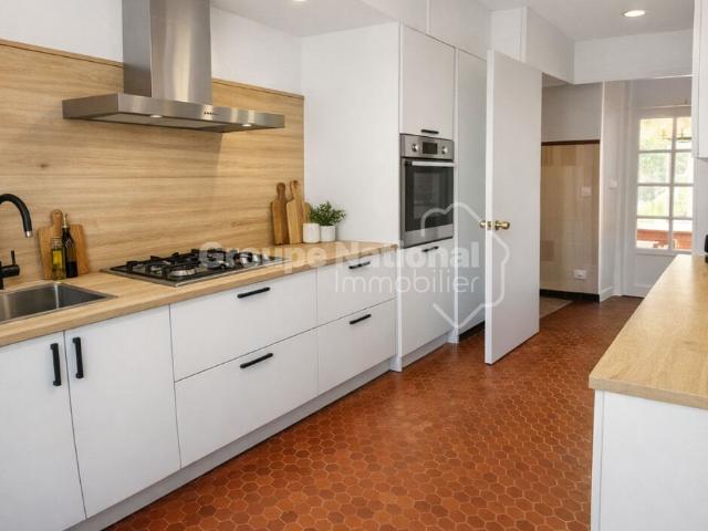 Maison vente à Nîmes, Sabran