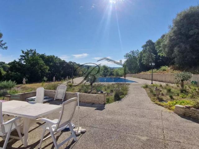 Villa vente à Apt, La Tour-d'aigues