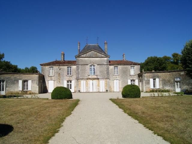 Villa vente à Saint-Jean-d'Angély, Saint-jean-d'angély