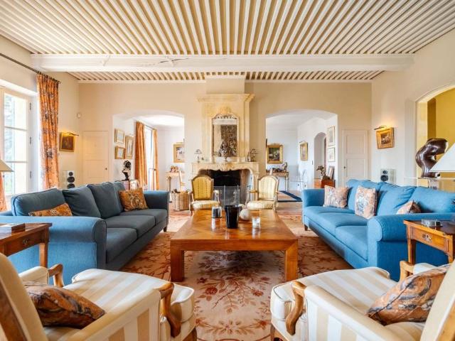 Villa vente à Aix-en-Provence, Aix-en-provence