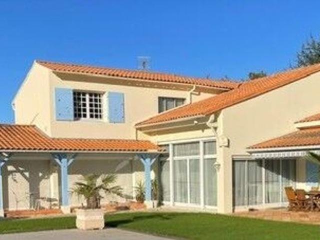Villa vente à Jonzac, Saint-germain-de-lusignan