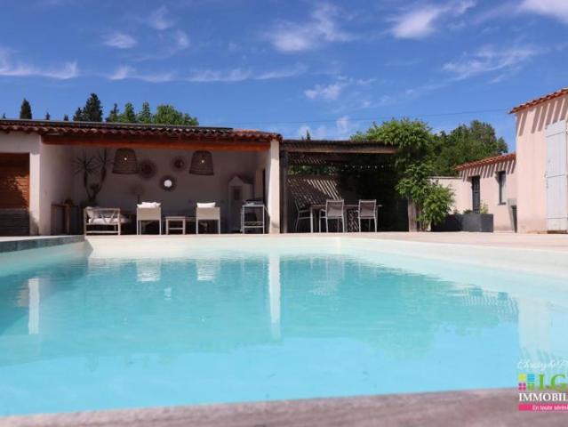 Maison vente à Carpentras, Monteux