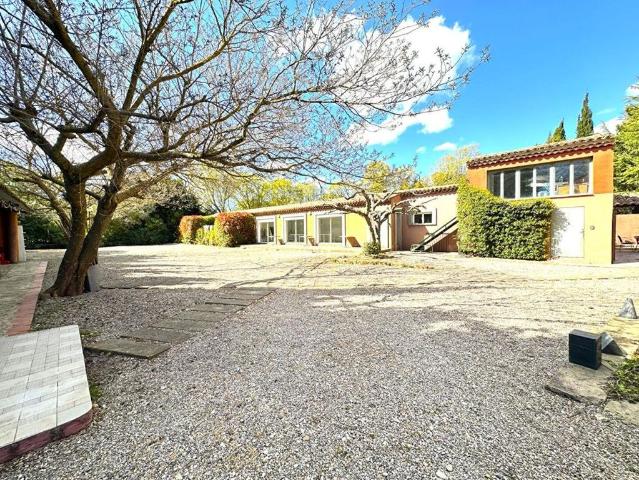 Villa vente à Aix-en-Provence, Aix-en-provence