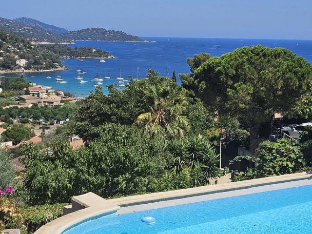 Villa vente à Arrondissement de Toulon, Le Lavandou