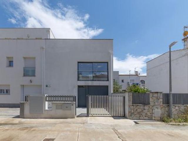 Villa en venta en Empuriabrava