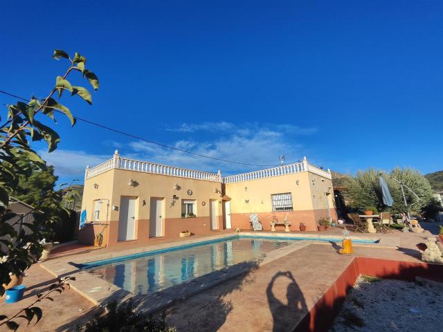 Casa en venta en Fortuna, Murcia