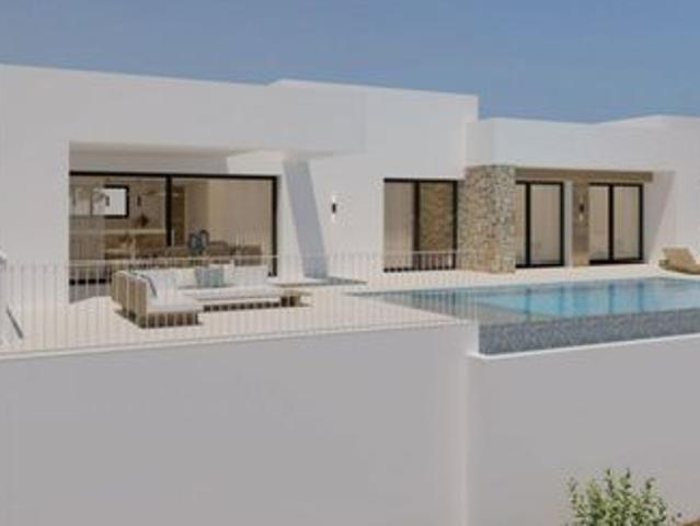 Villa en venta en Alcalalí