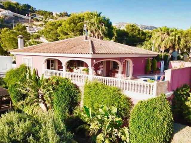 Villa en venta en Altea