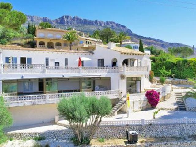 Villa en venta en Altea