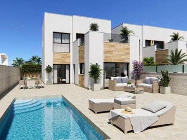 Villa en venta en Benijófar
