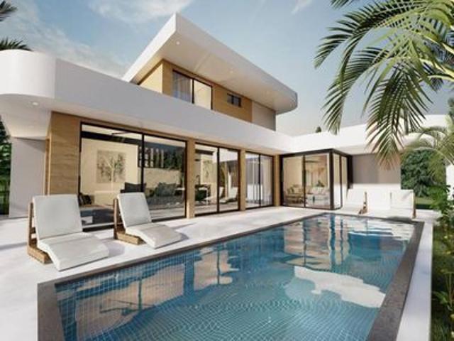 Villa en venta en Dénia