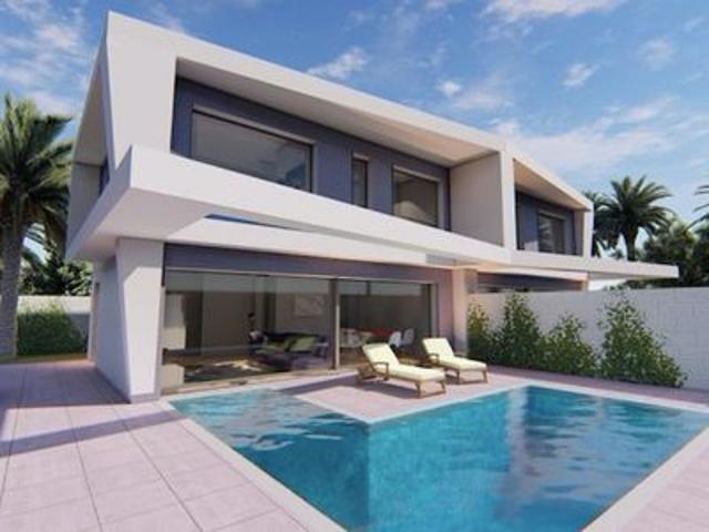 Villa en venta en Santa Pola
