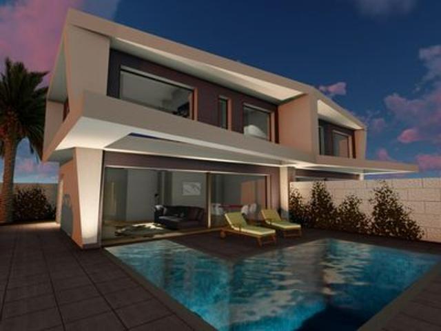 Villa en venta en Santa Pola