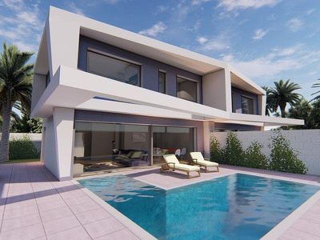 Villa en venta en Santa Pola