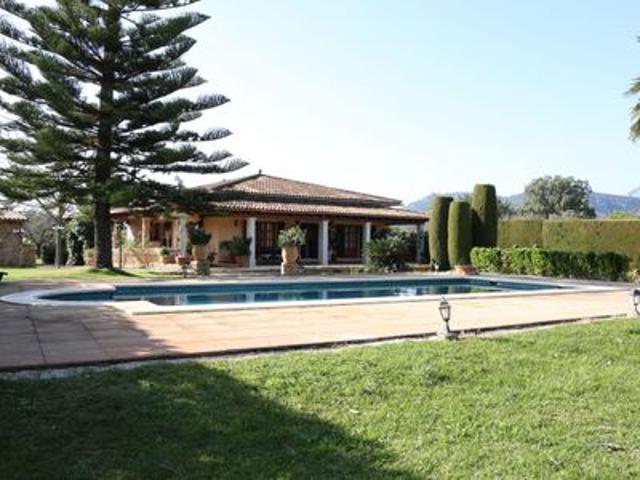 Villa en venta en Lloseta
