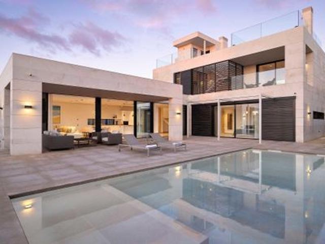 Villa en venta en Llucmayor