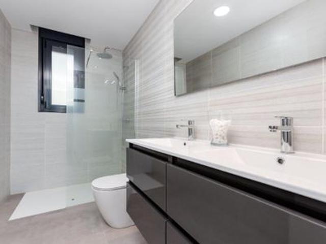 Villa en venta en Pilar De La Horadada