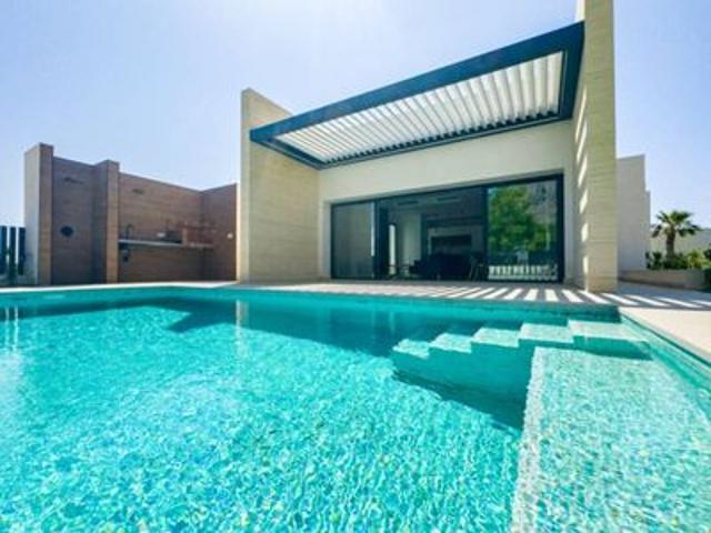 Villa en venta en Polop