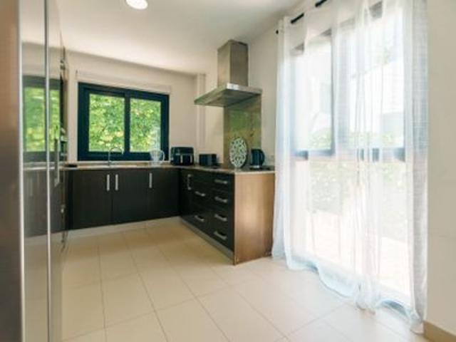 Villa en venta en Polop