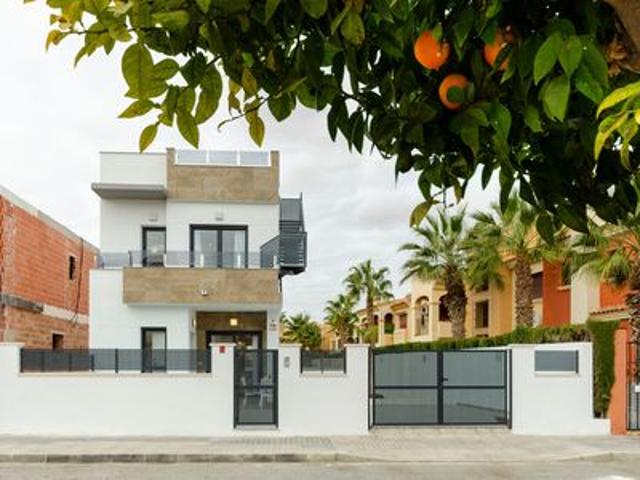 Villa en venta en Torrevieja