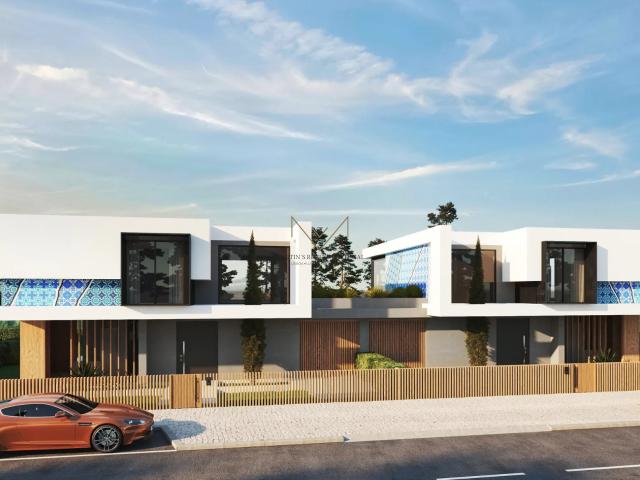 Casa venda em Marco Cabaço, Almada