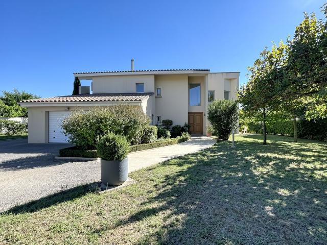 Villa vente à La Roque-sur-Pernes, Vaucluse
