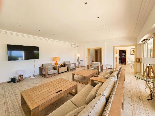 Villa vente à Grasse, Mandelieu-la-napoule