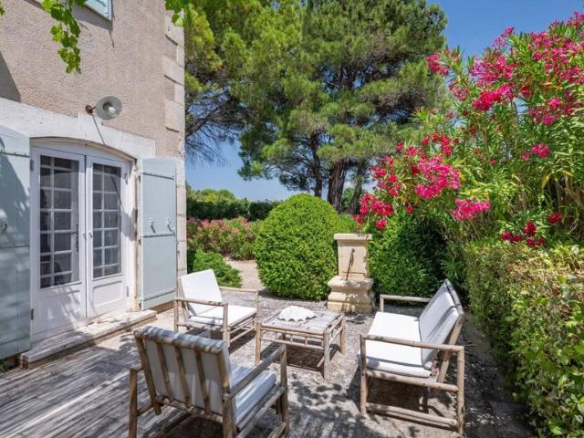 Villa vente à Arles, Paradou