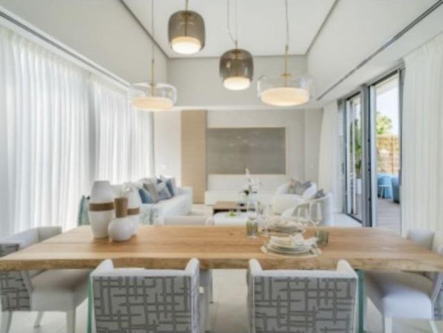 Casa en venta en Bahía Dorada, Estepona