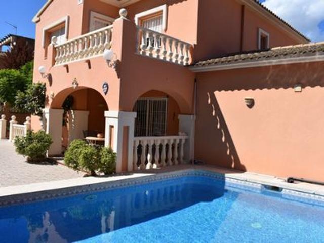 Villa en venta en Altea