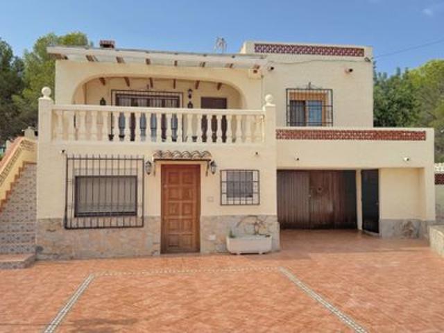 Villa en venta en Altea