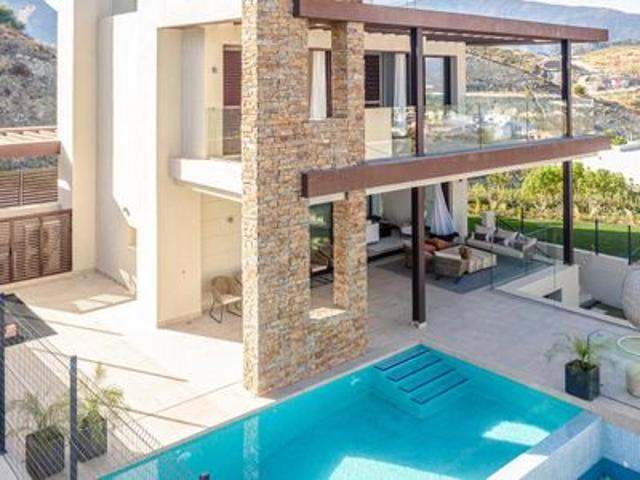Villa en venta en Benahavís