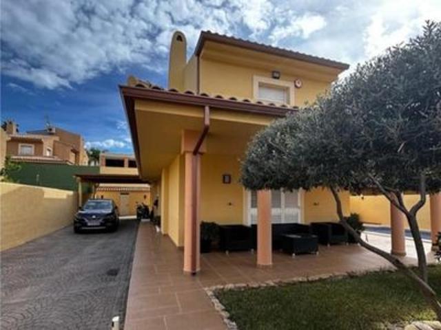 Villa en venta en Benidorm