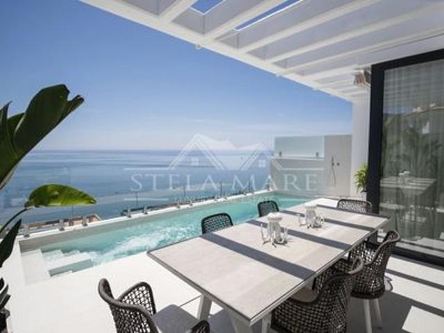 Villa en venta en Granada