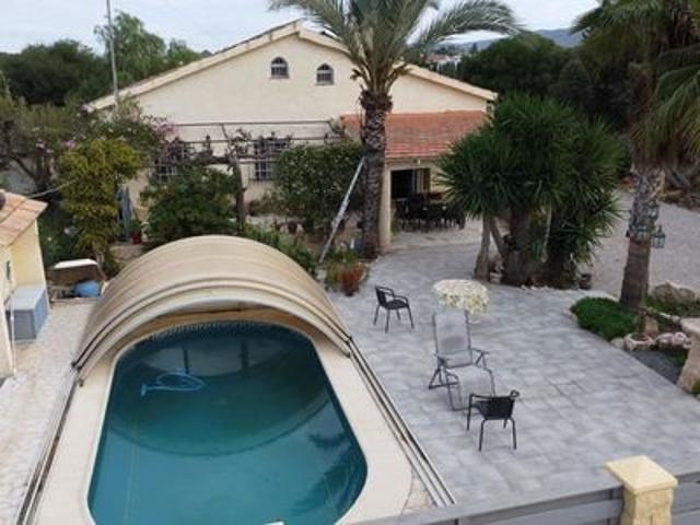 Villa en venta en Lorca