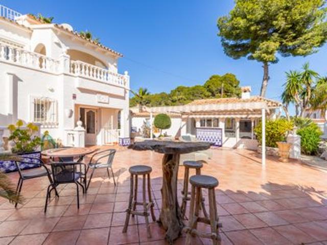 Villa en venta en Teulada