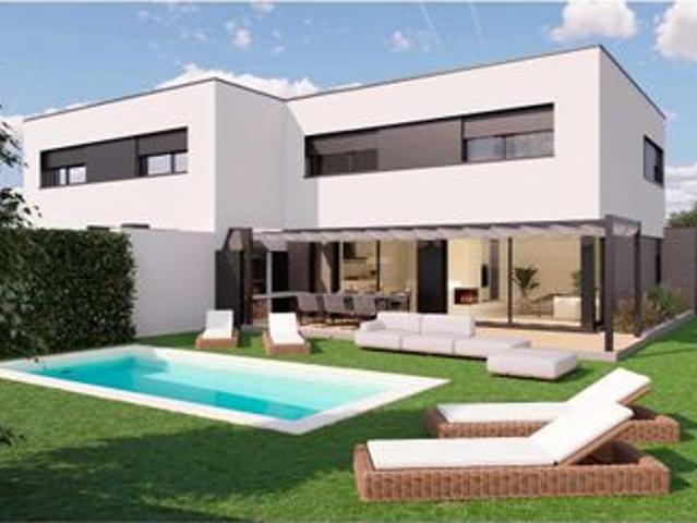 Villa en venta en Sant Pere Pescador
