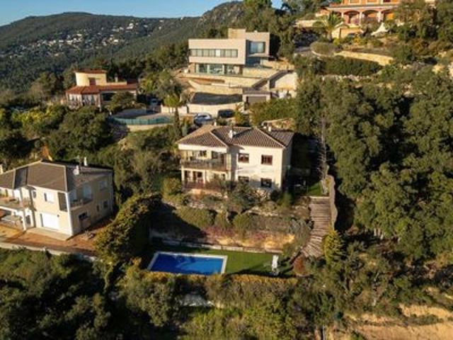 Villa en venta en Girona Villa en venta en Girona