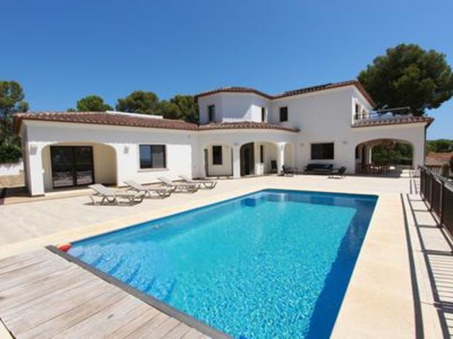 Villa en venta en Teulada