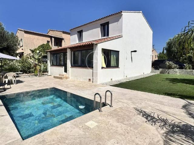 Villa vente à Arrondissement de Toulon, La Seyne-sur-mer