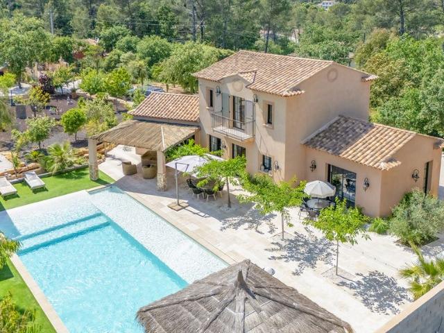 Villa vente à Arrondissement de Toulon, Solliès-toucas